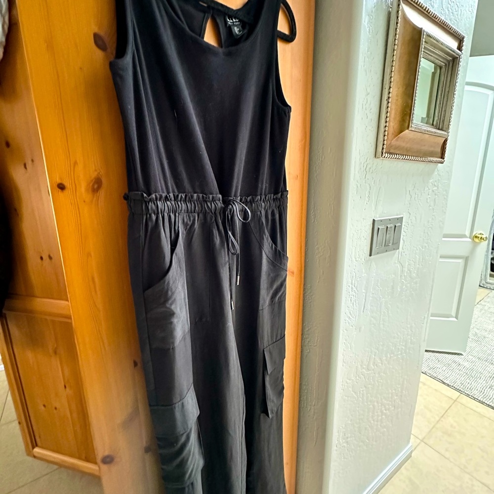 Nicole Miller, New York, black drawstring waist one piece jumpsuit size large